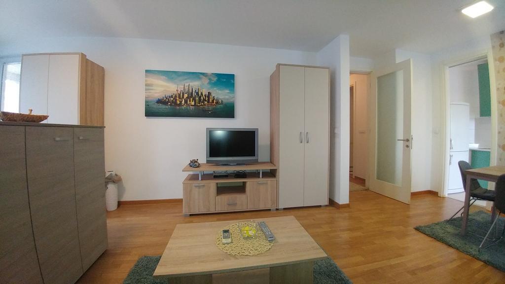 Twin Belville Apartments เบลเกรด ภายนอก รูปภาพ